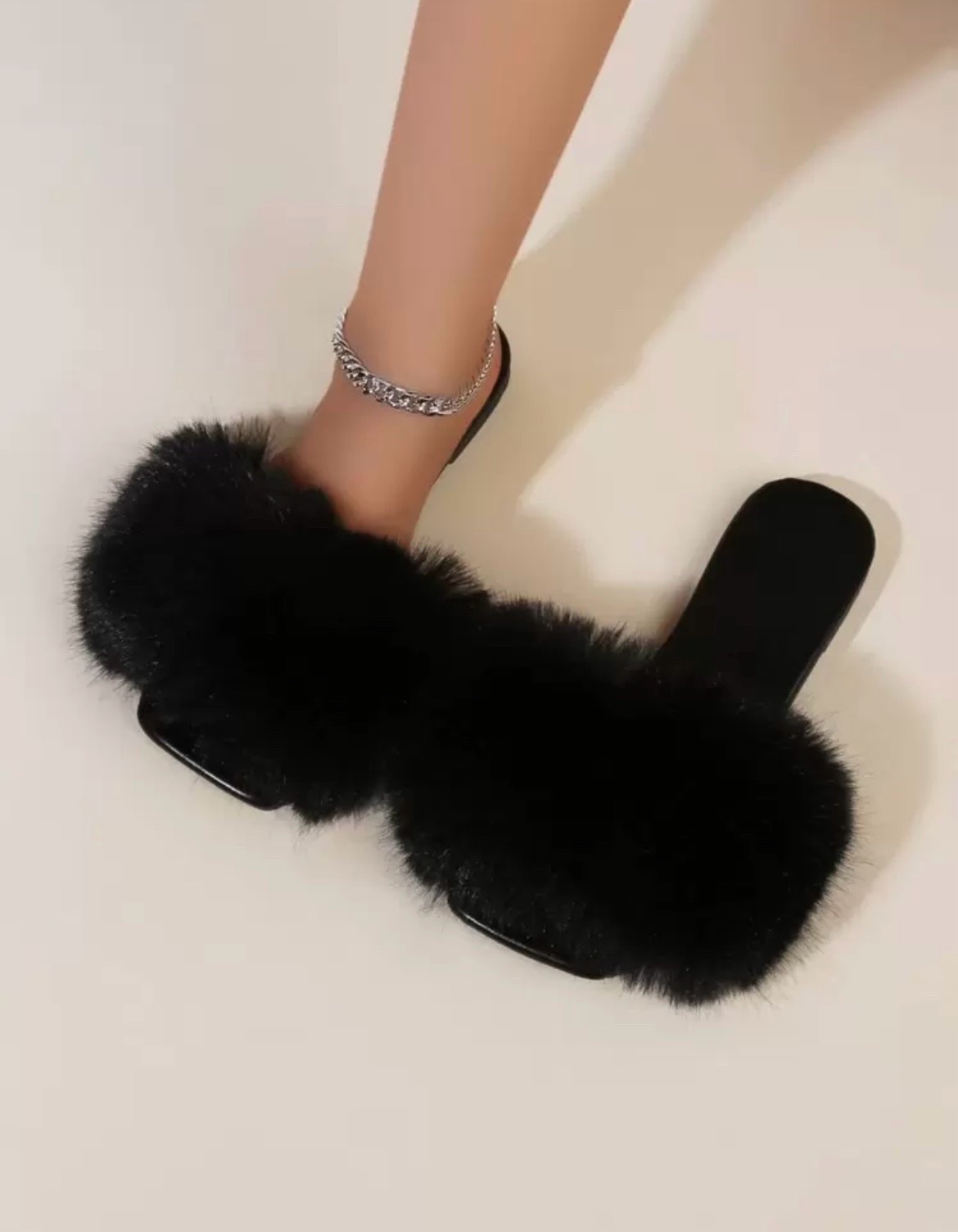 Claquettes d'été en forrure 