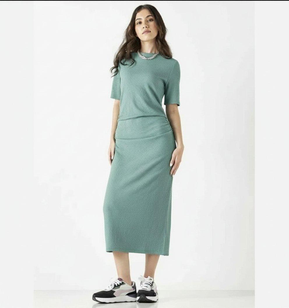 Robe ajusté vert taille M/L