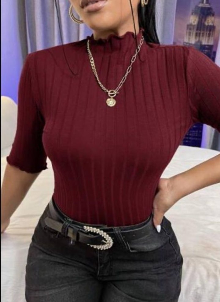 Pull jennyfer taille 2xs/xs