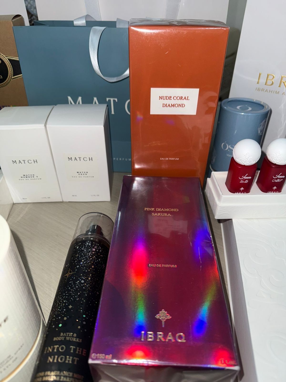✨ عطور إبراهيم القرشي ✨ عطور فاخرة مستوردة من السعودية 🇸🇦 ثبات قوي ورائحة جذابة تدوم طويلاً🌸🏵️🌺