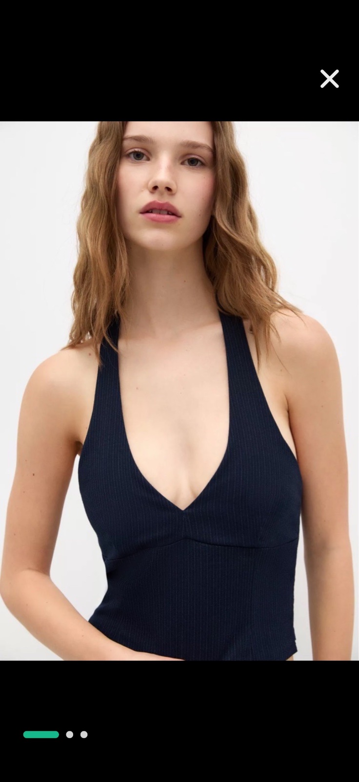 Top halter neck pull and bear 