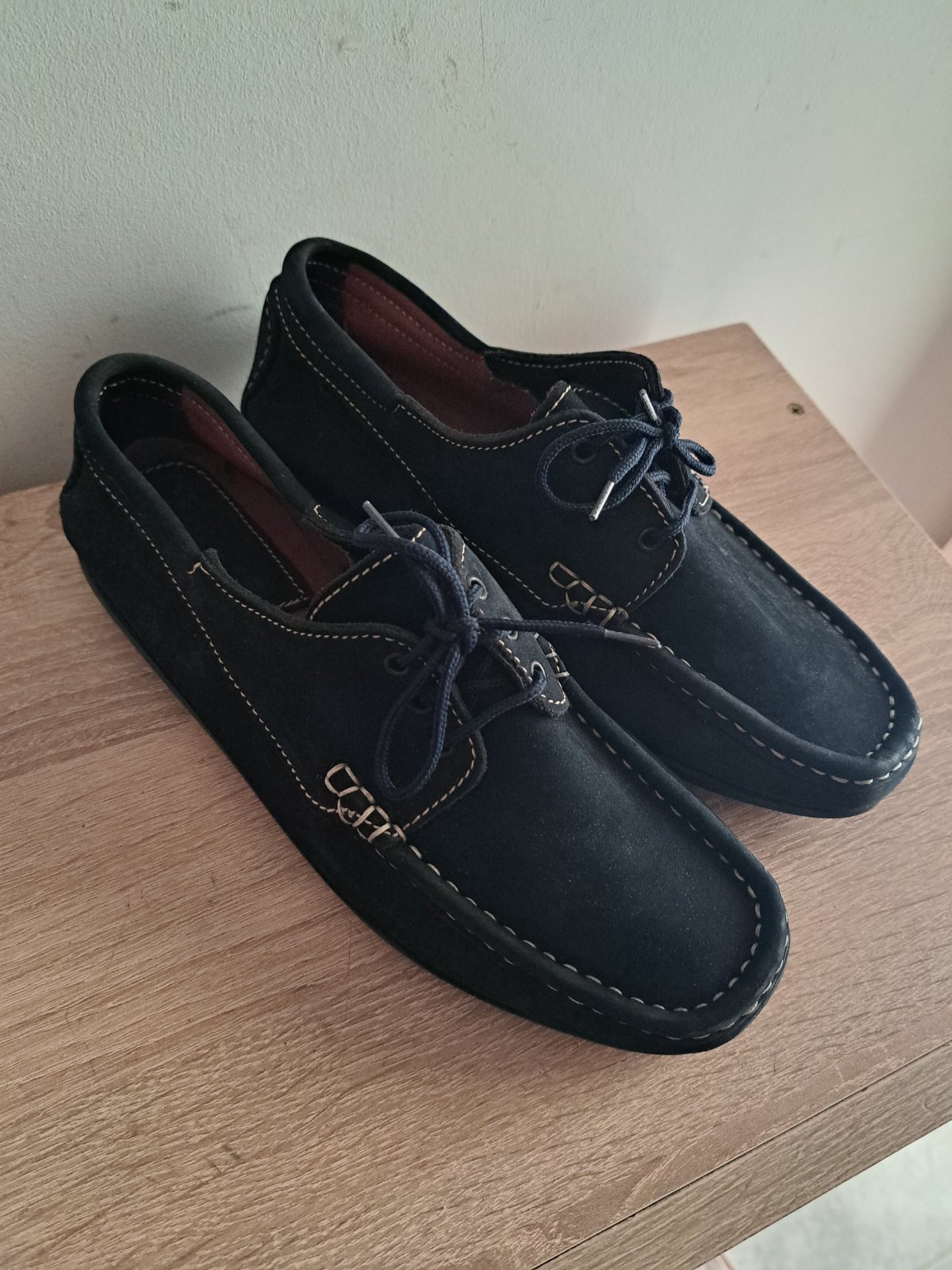 Chaussures bleues marines 💙🖤