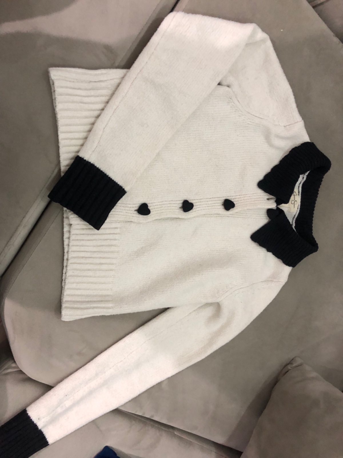 Cardigan avec boutton coeur 
