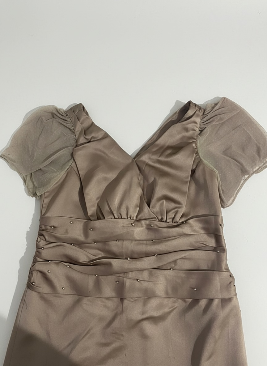 Robe soirée effet satinée beige grand taille 