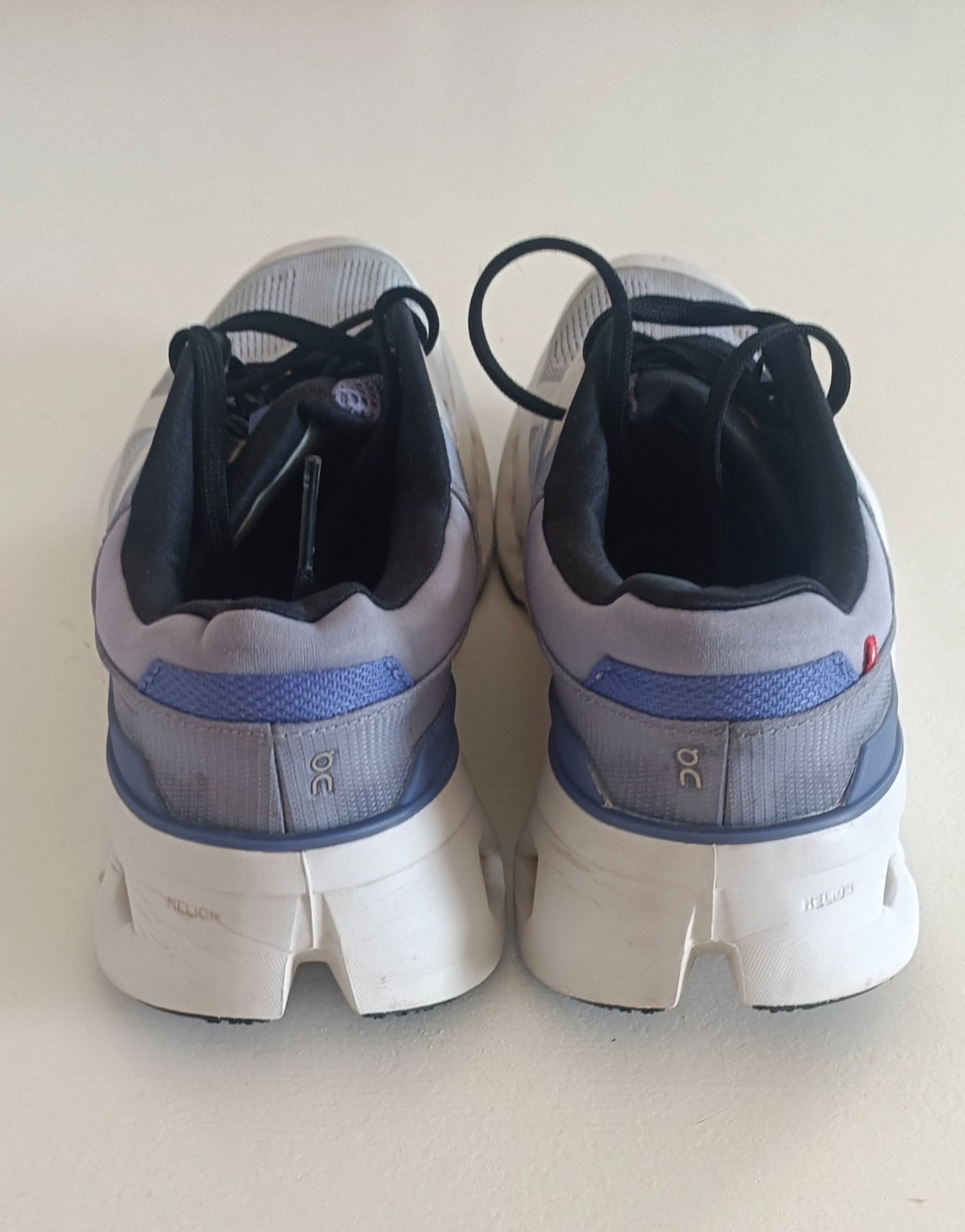 Baskets On Running, pointure 40