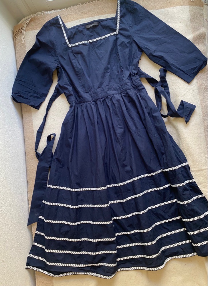 Robe midi bleu avec ceinture 38/40