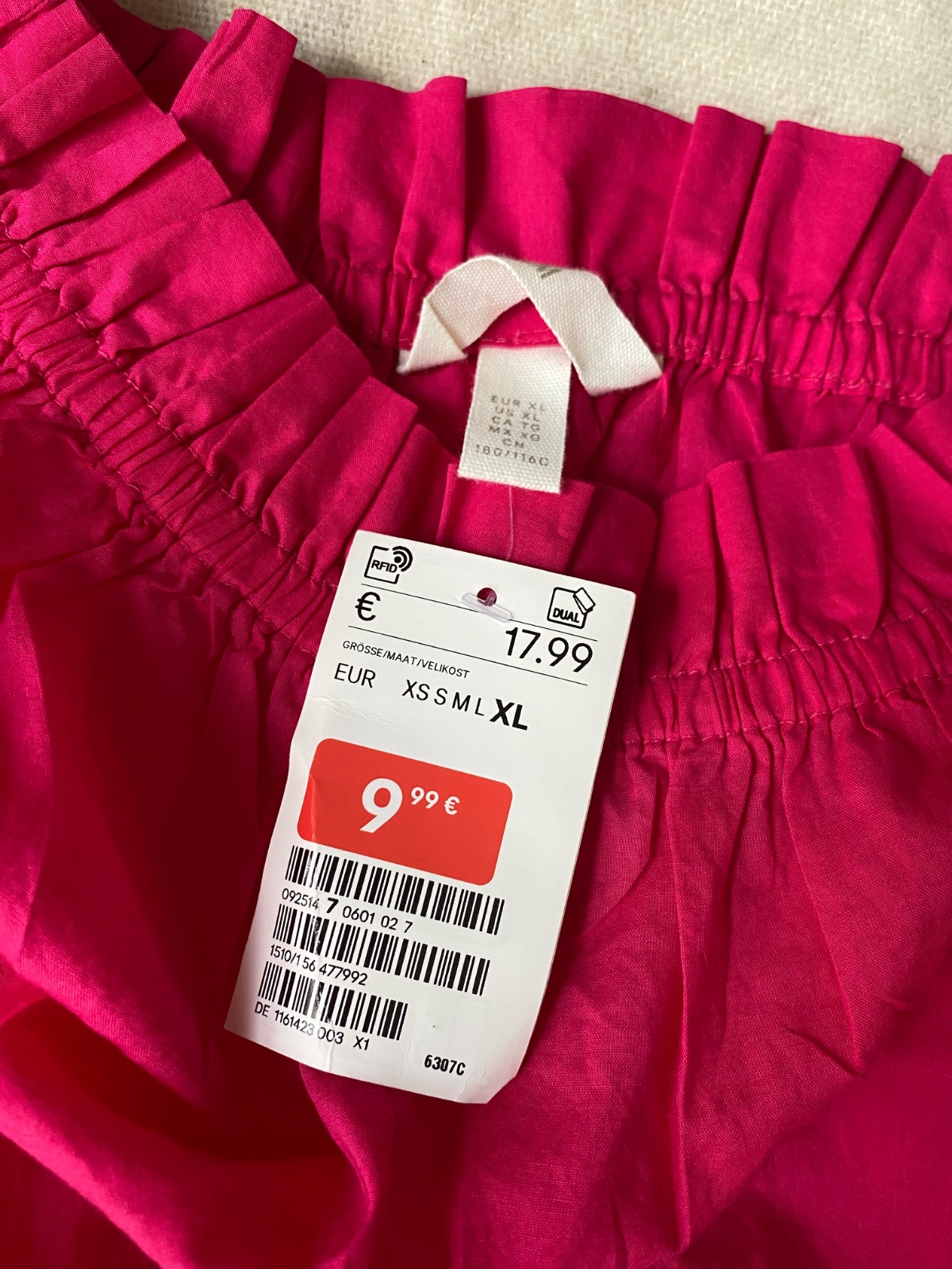 Chemise H&M grande taille manches ballons  offshoulders avec ticket 44/46