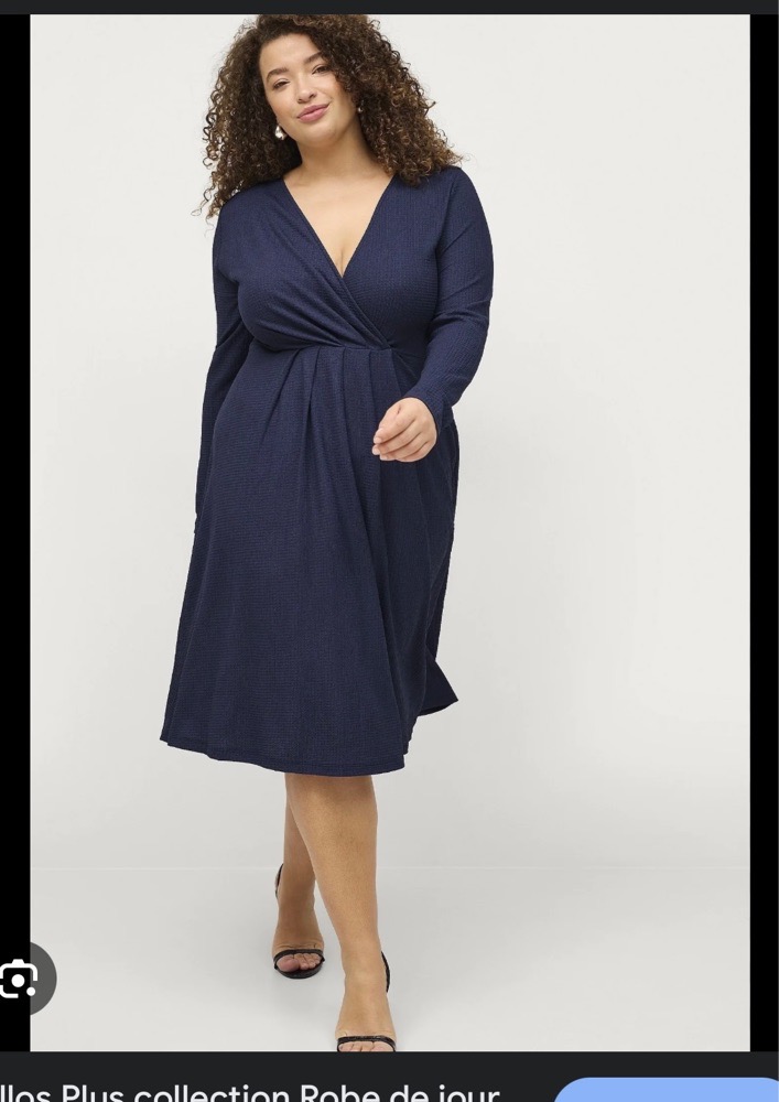 Robe midi en laine forme evasee 44/46