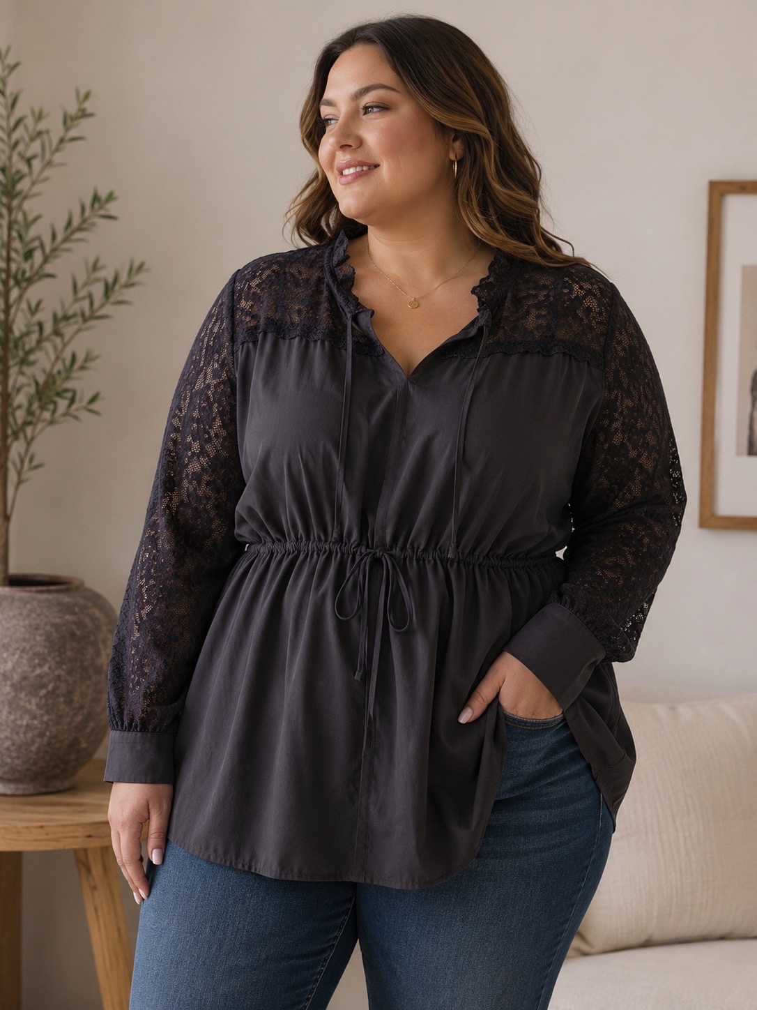 Chemise grande taille avec dentelle 48