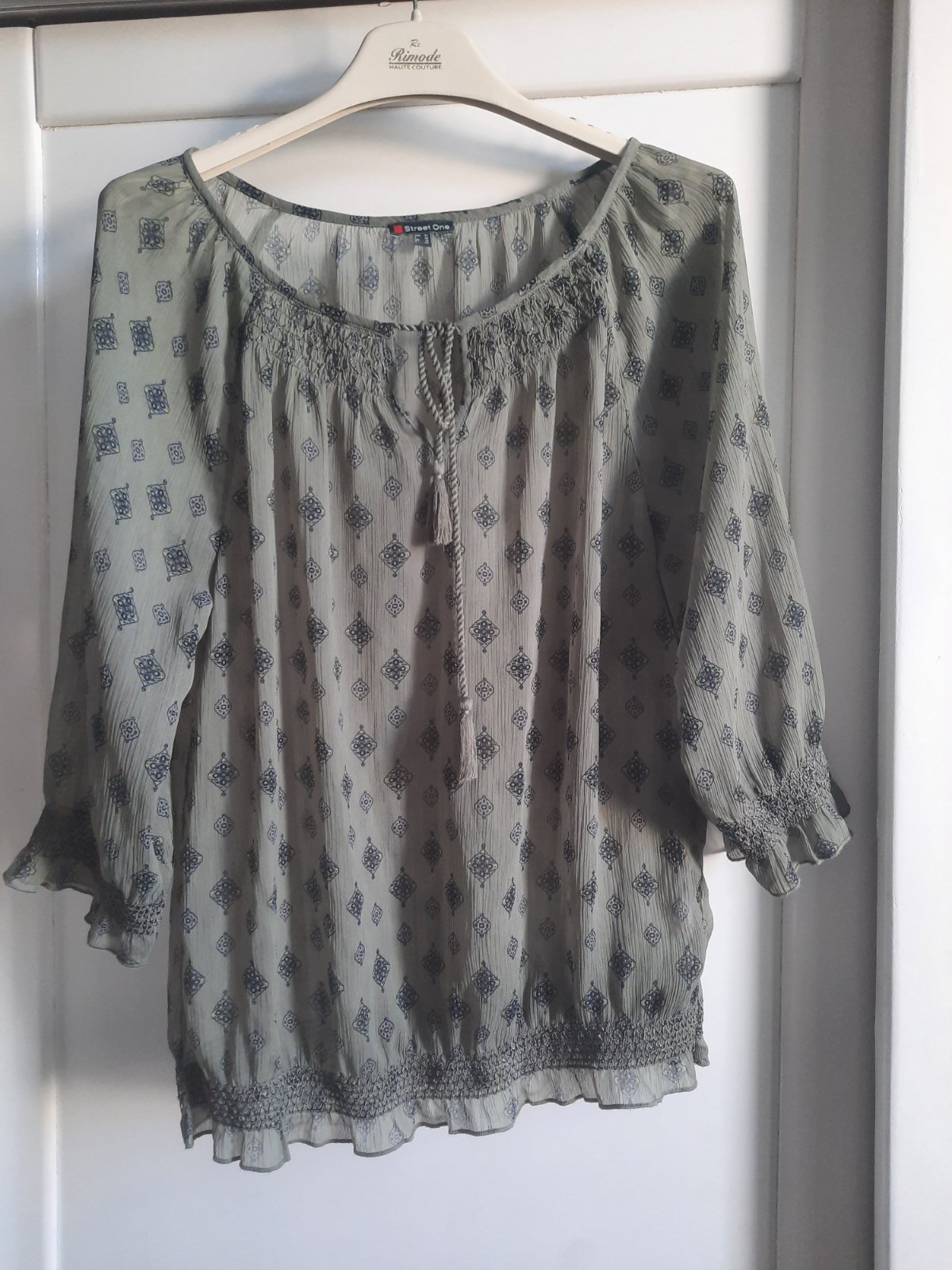 Chemise