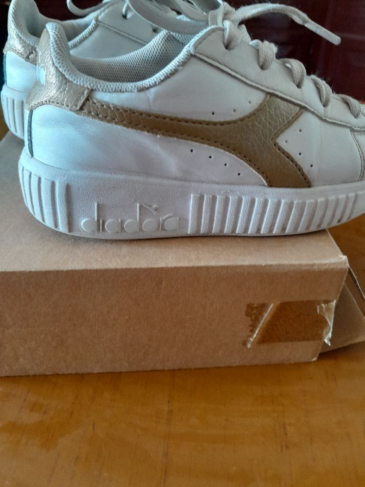 Baskets diadora