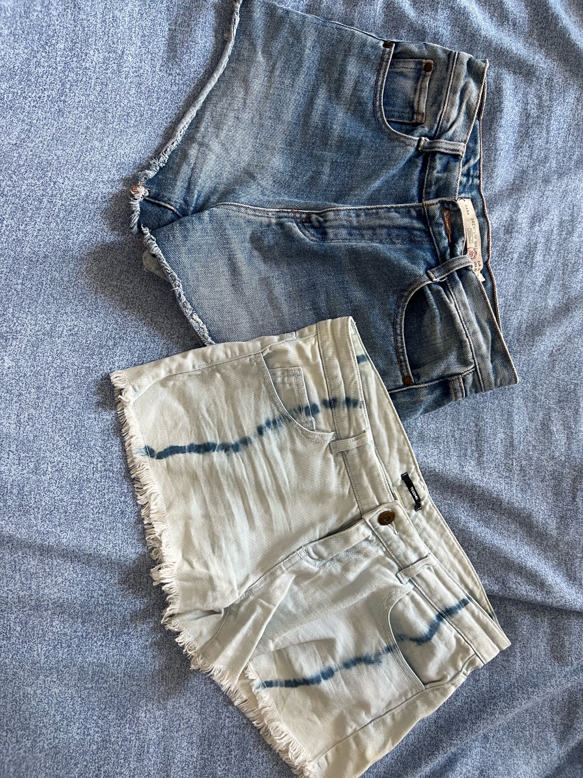 Deux short taille 34/36