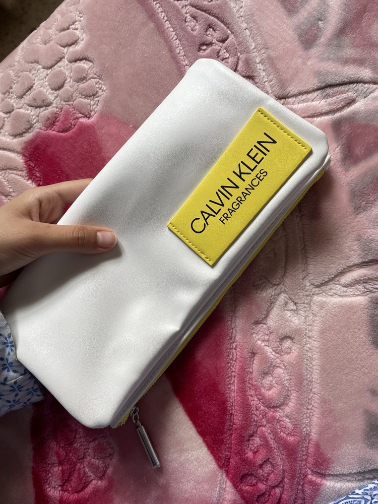 pochette ck