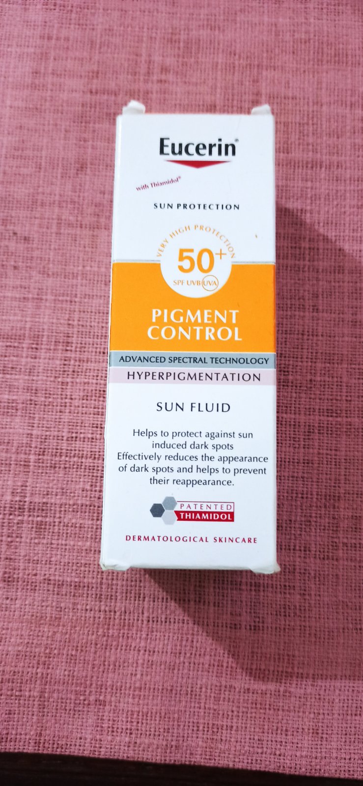 Ecran solaire Eucerin pigment control spf50