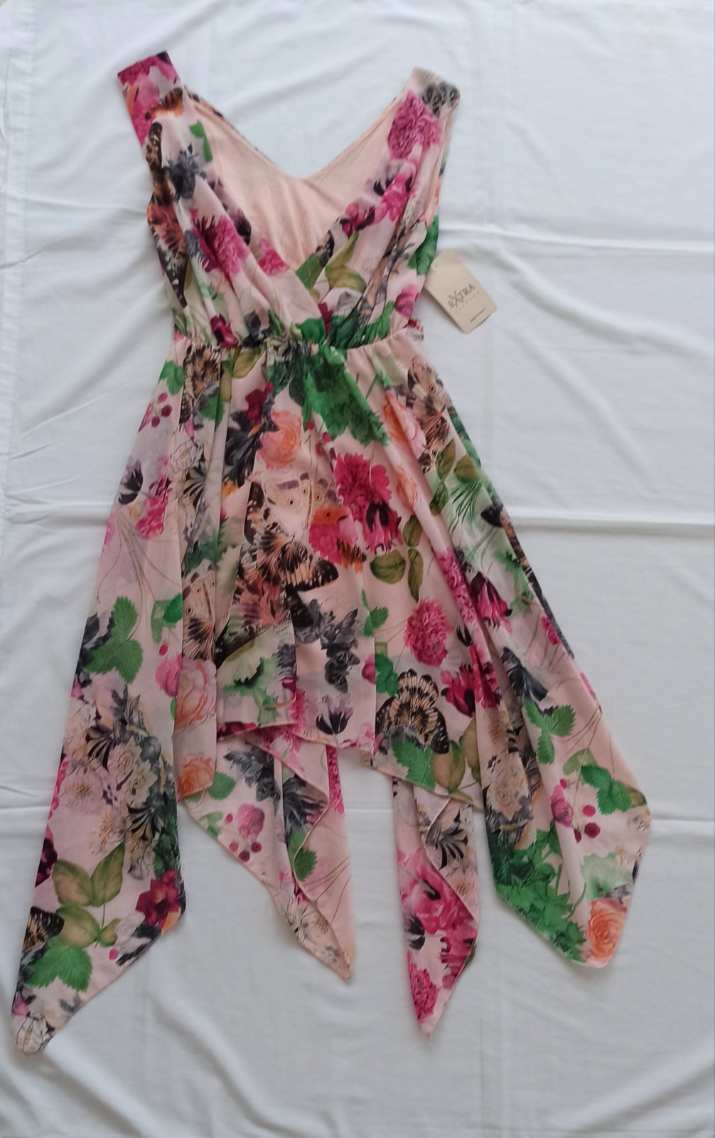 Jolie robe fleurie taille M