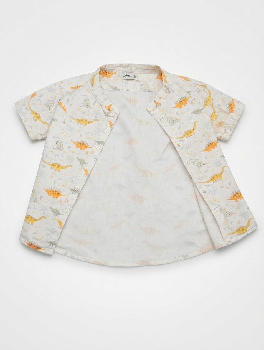 Chemise blanc avec dinosaure neuf sans étiquette 