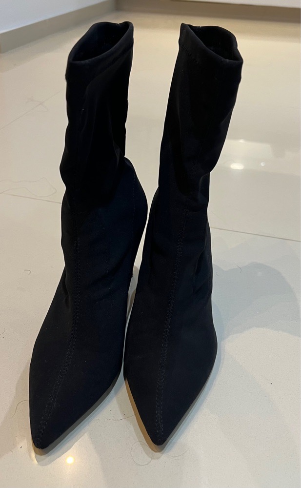 Bottines noir "Bershka" pointure 36 