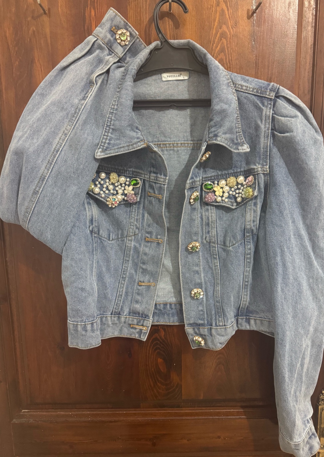 Veste jeans pour femmes très jolie .