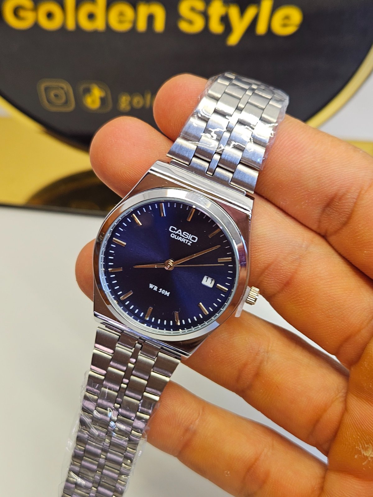 Montre Homme Casio 35mm Cadran Bleu Nuit Elegance Chic