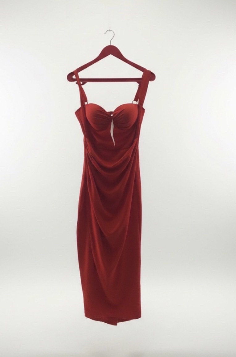 Robe jamais portee importée de dubai 