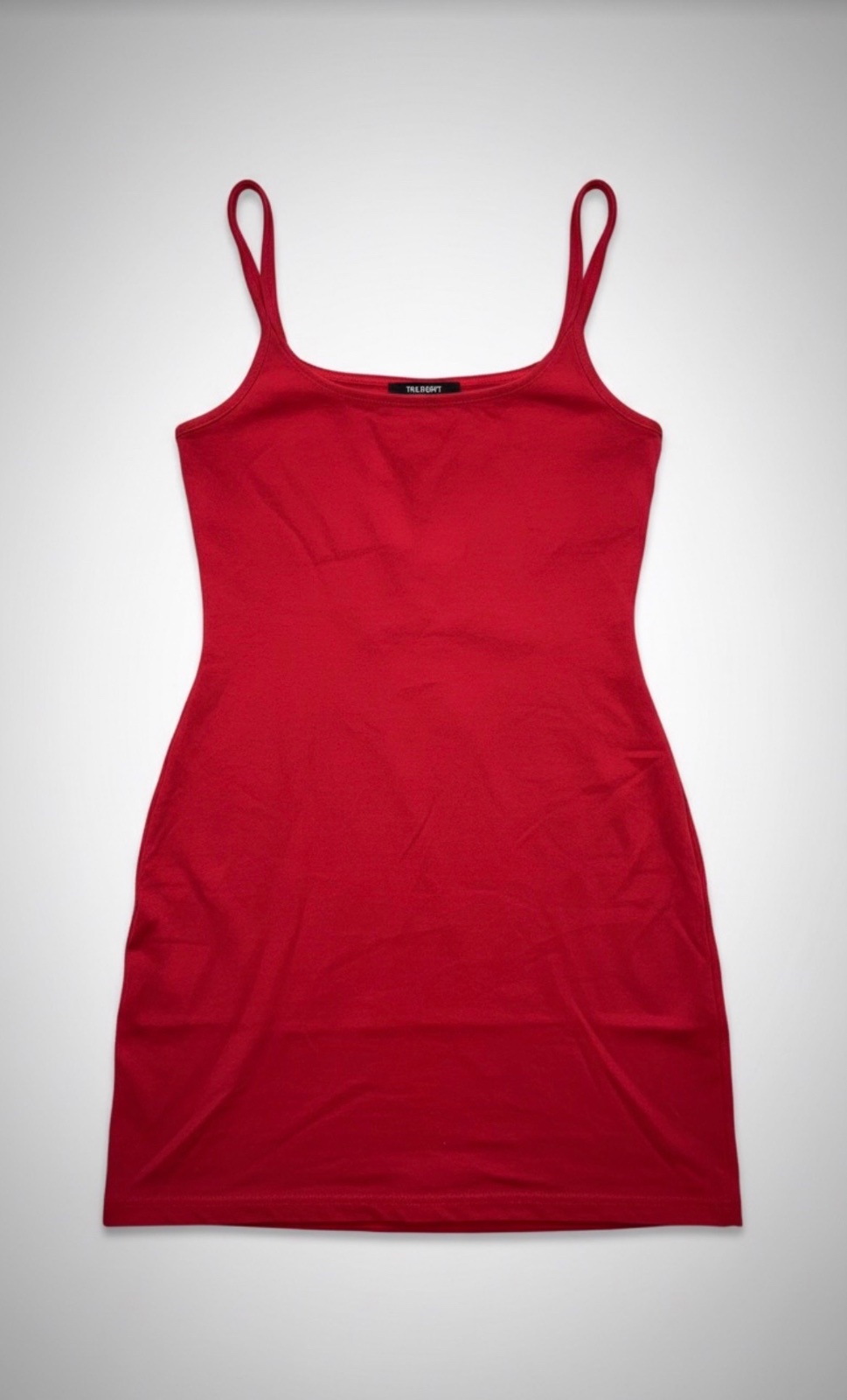 Robe rouge courte 