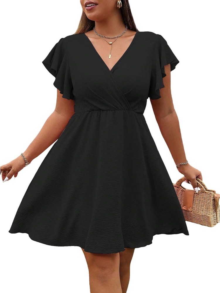 Robe importée noire sattinée JADE & ME 