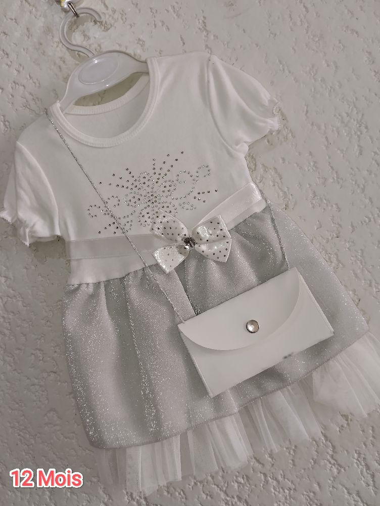 Robe pour jeune fillette روبة للبنوتة العسّولة
