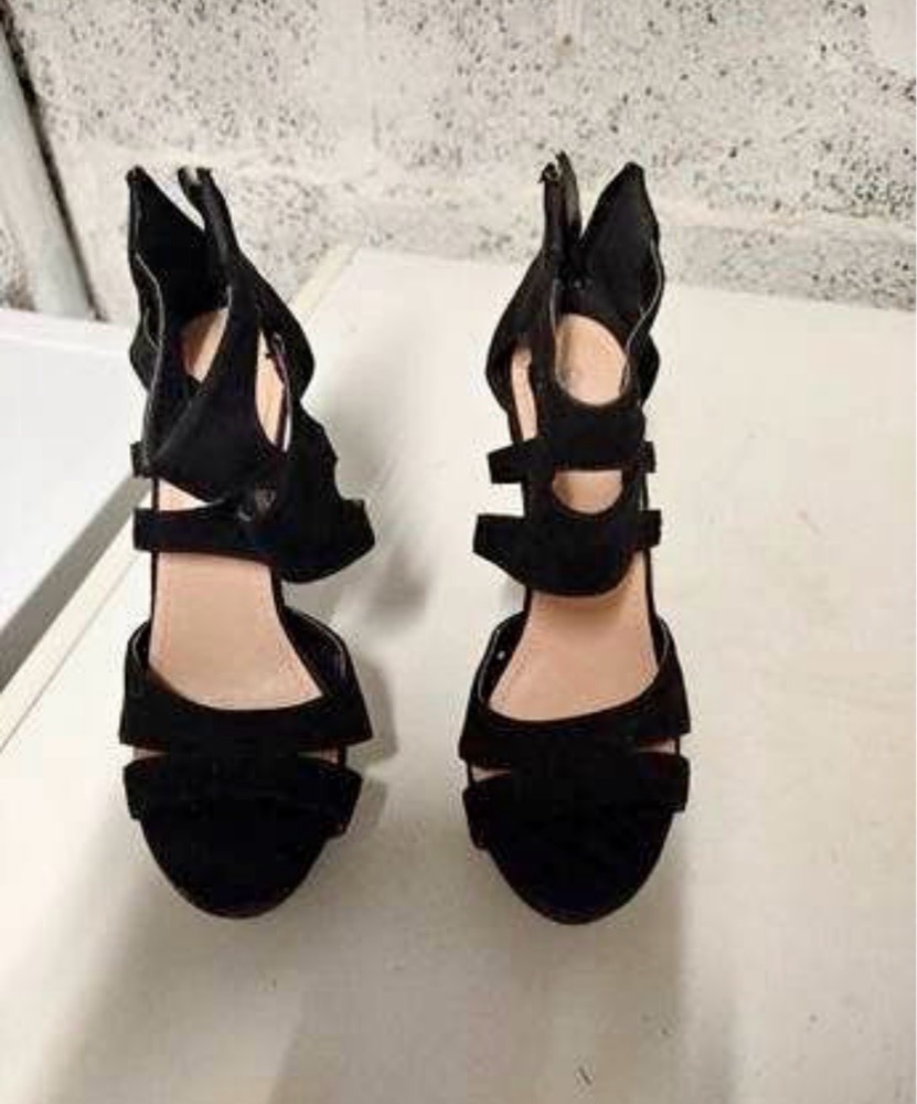 High shoes