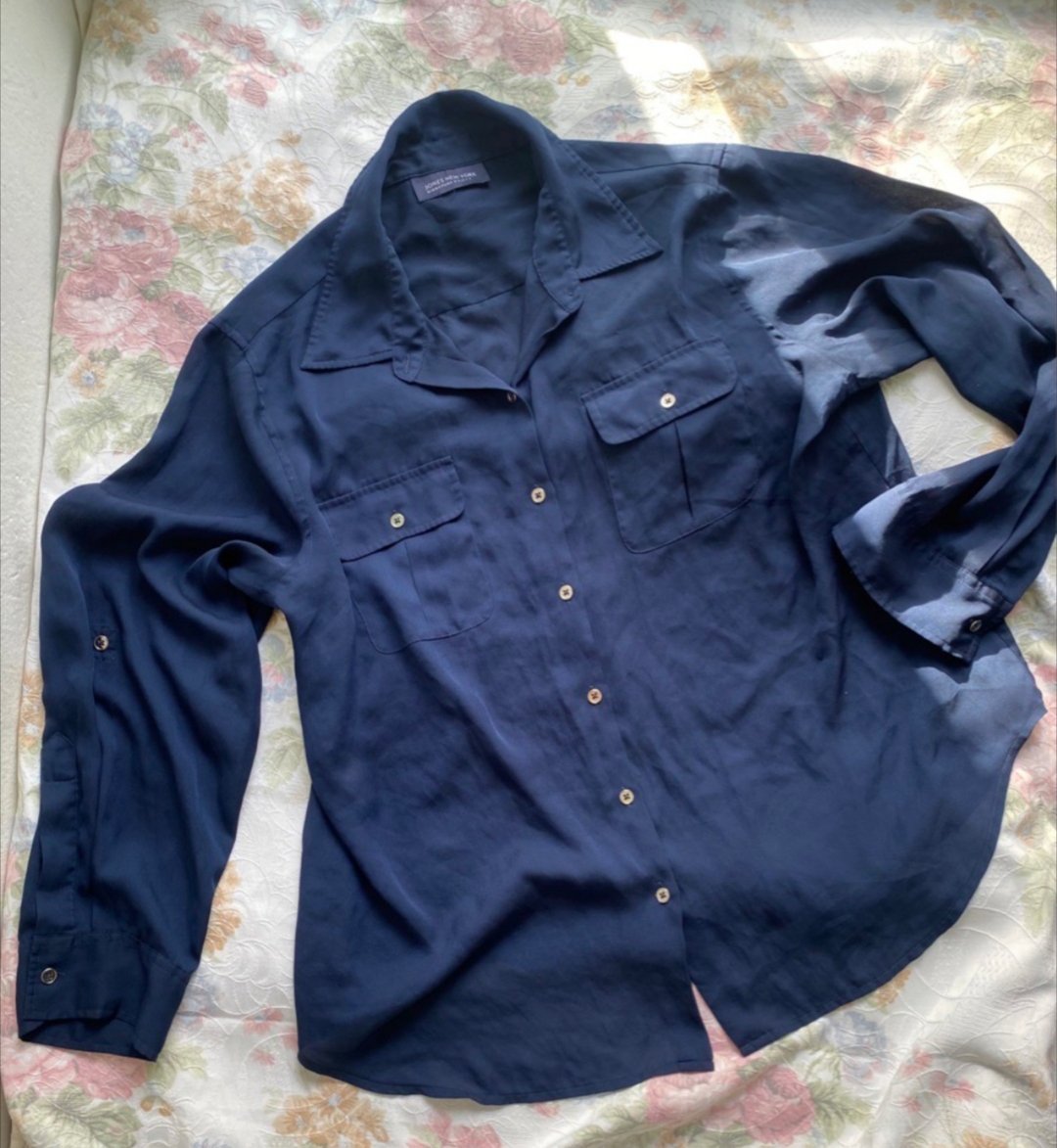 Chemise bleu marine t 48 transparente