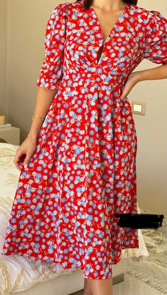 robe rouge fleurie