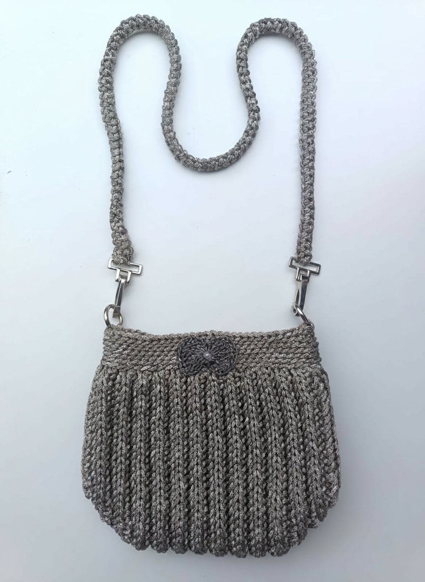 Sac à main crocheté 