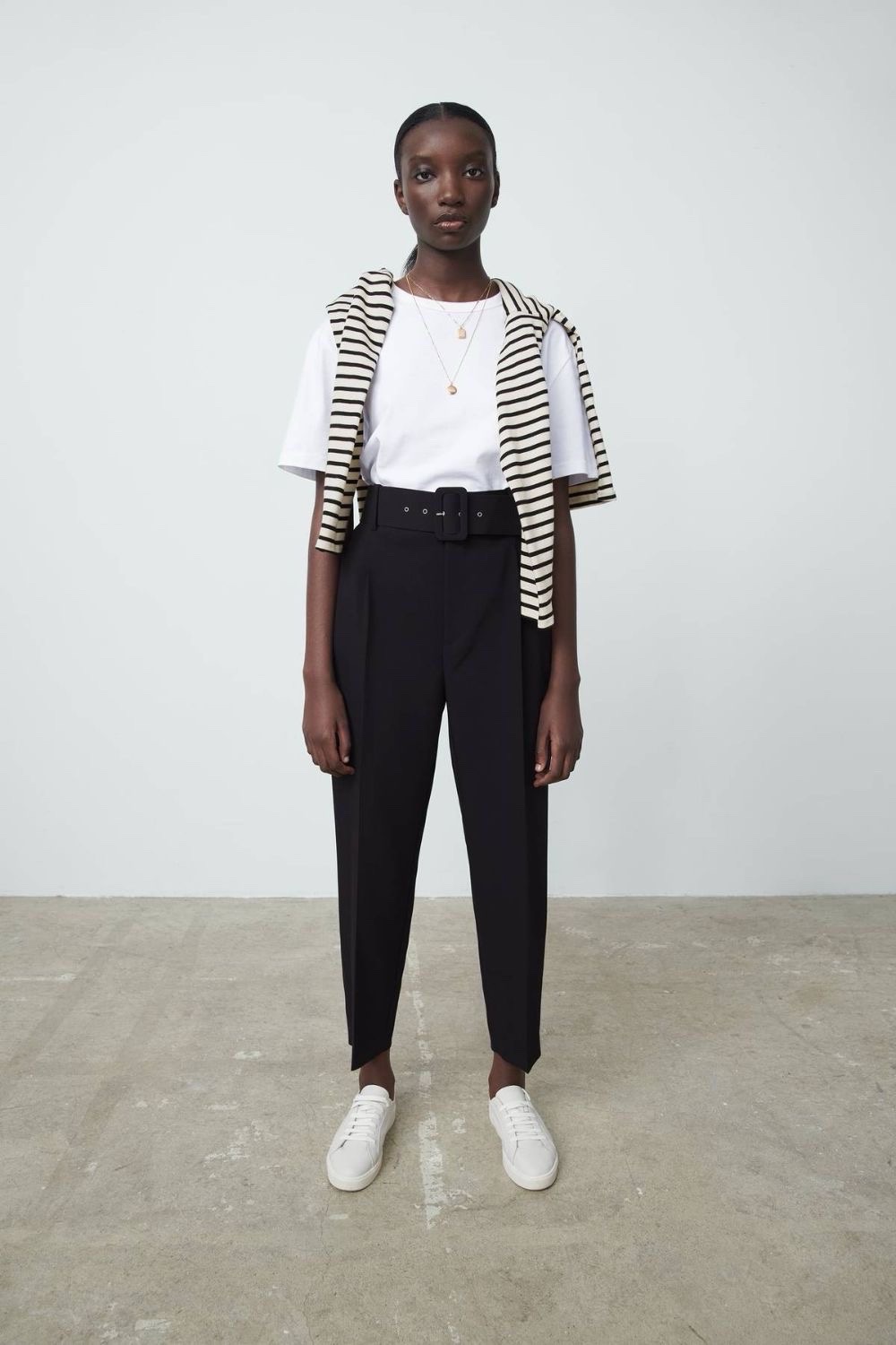 Pantalon zara jamais portée taille S 36