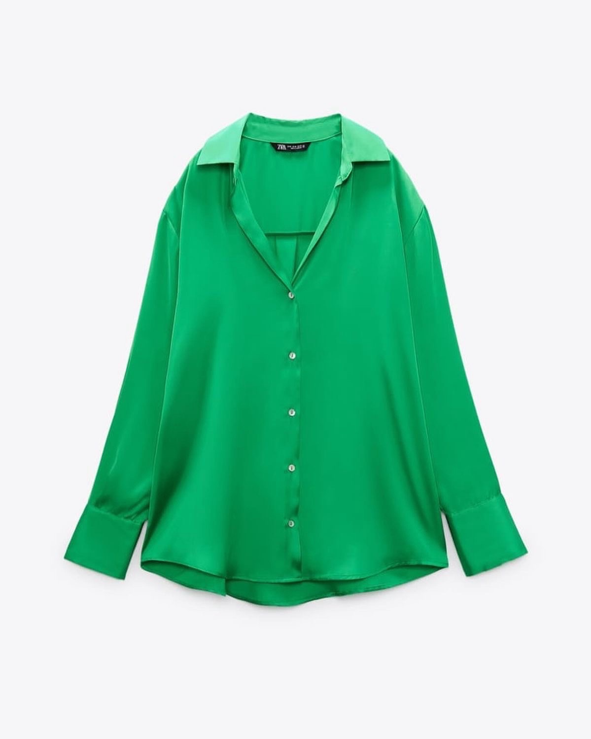 Chemise en satin vert de Zara taille S 36-38