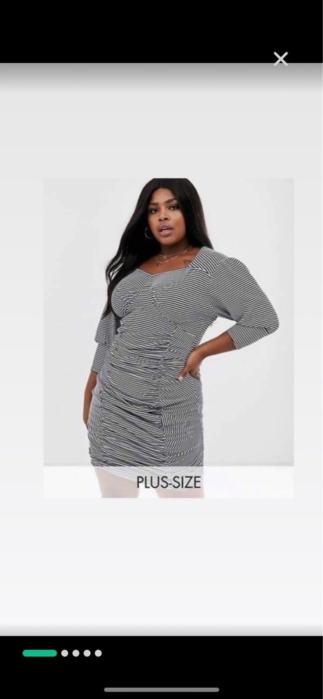 Robe neuf avec ètiquette taille 44/46