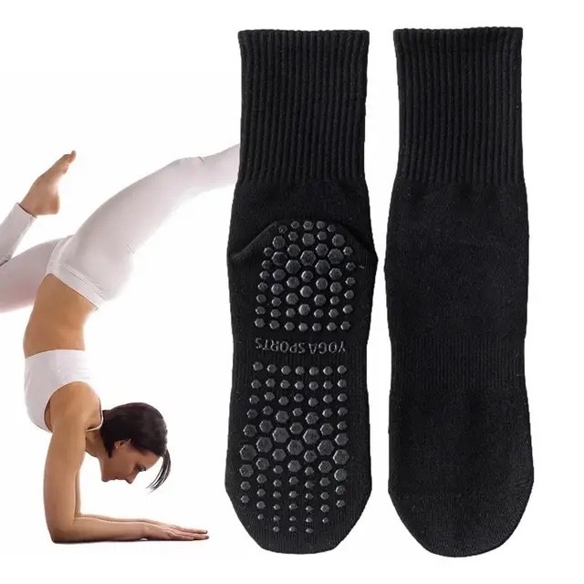 Chaussettes antidérapantes noires pour le yoga ou le Pilates