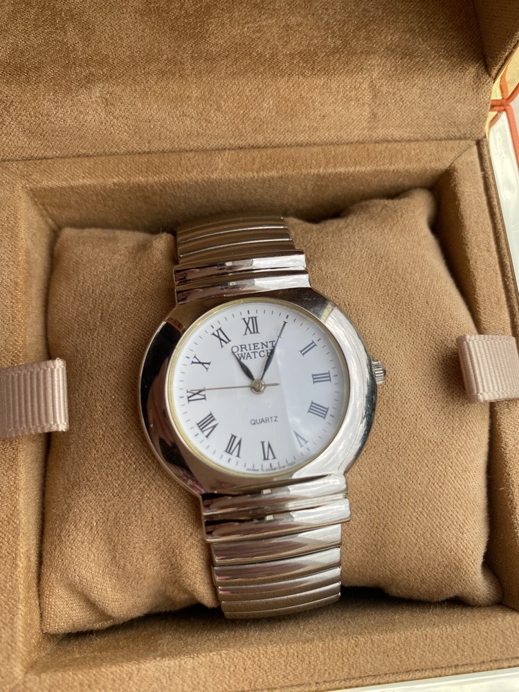 montre Orient Watch stainless steel porté quelque fois seulement importé