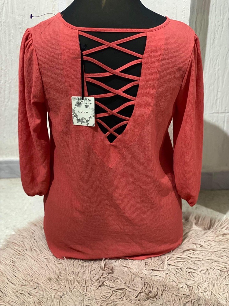 chemise taille L jamais porté