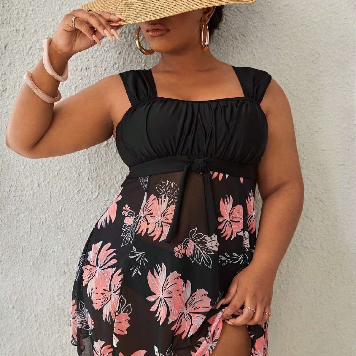 Haut noir et d'une robe de bain semi-transparente à imprimé floral Shein taille 44