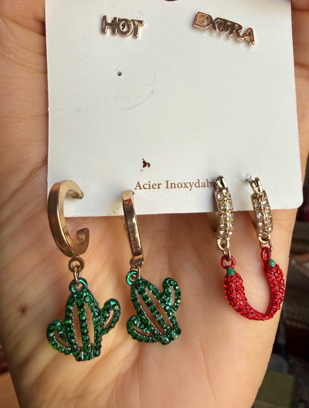 3 paires de boucles d'oreilles