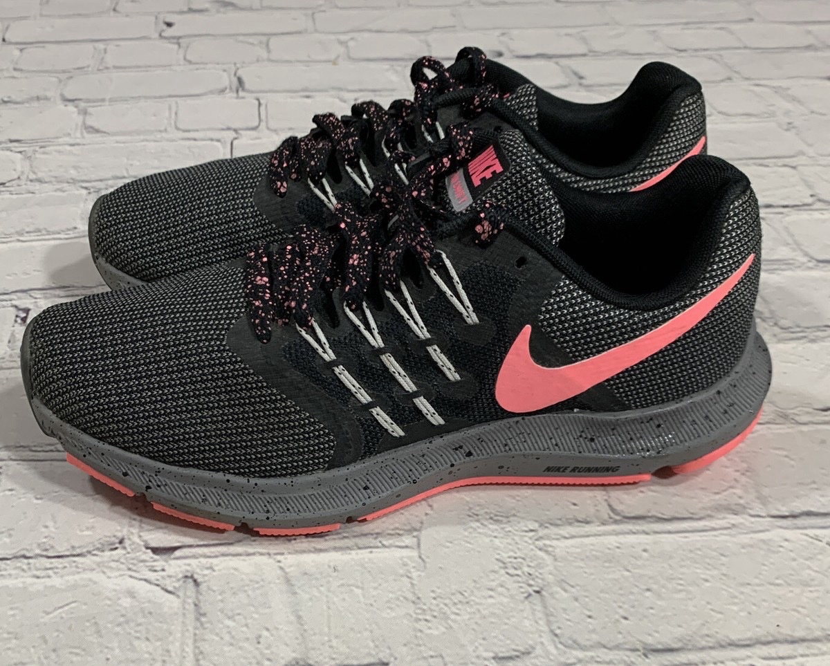 Espadrille nike taille 37.  37,5