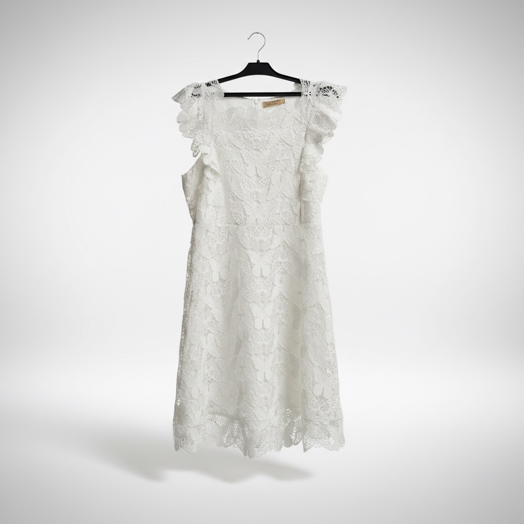 Robe blanche avec papion blanche marque turquie