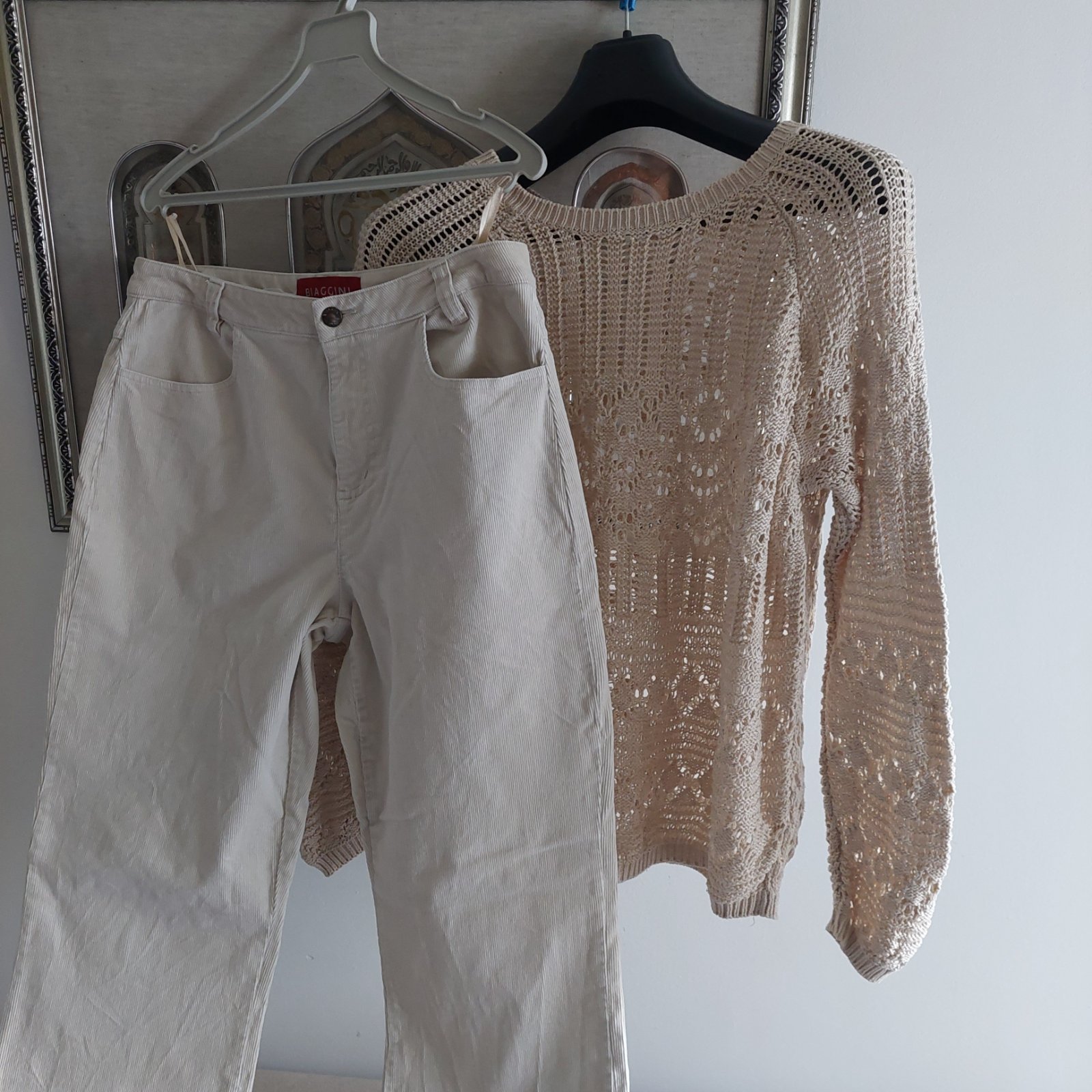 Pantalon en velour côtelé + pull crochet