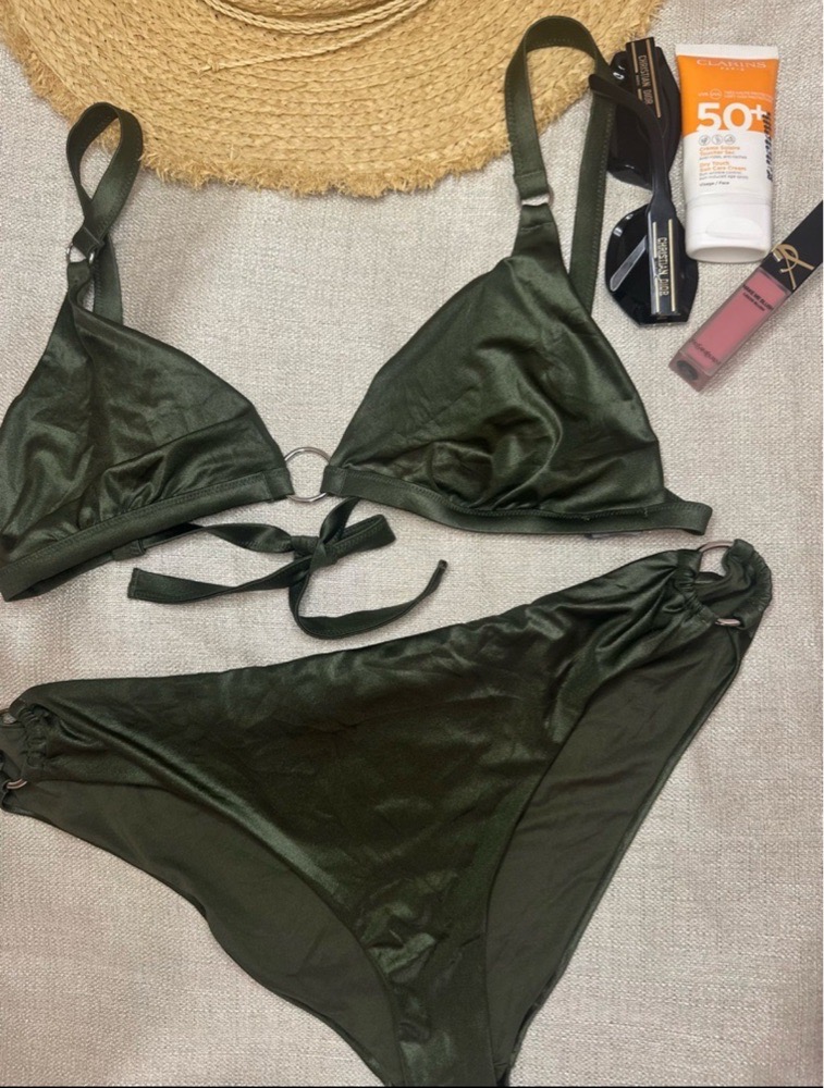 Bikini Tezenis avec un 🎁 adorable ❤️❤️❤️