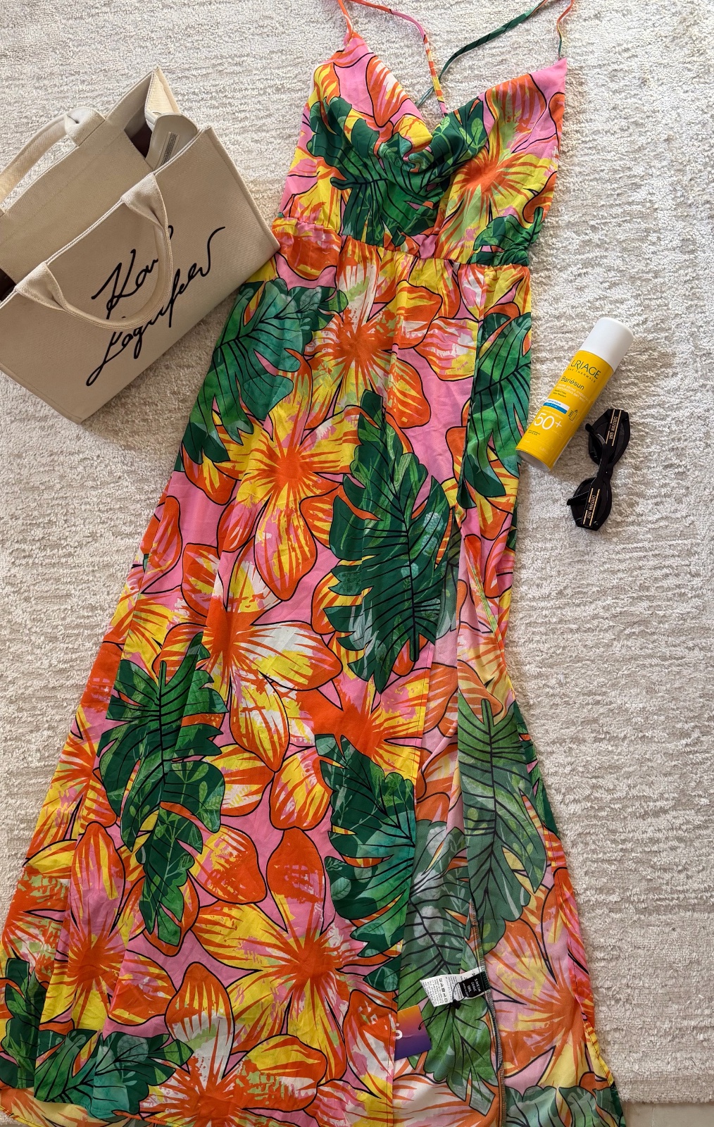 Magnifique Robe de plage 🌸