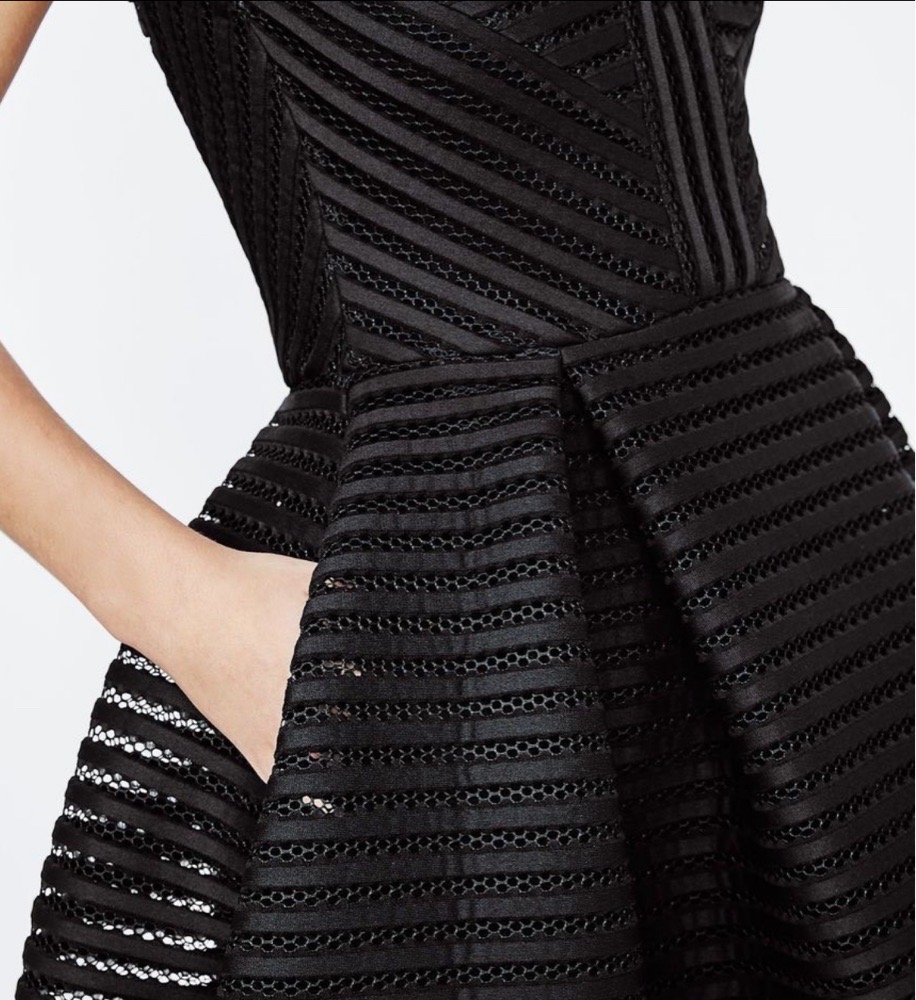 Robe AX Paris 