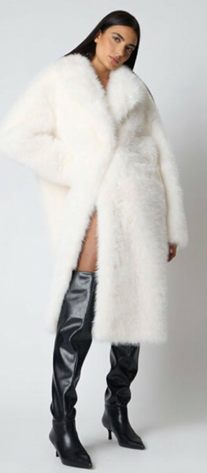 Manteau en fourrure importé 