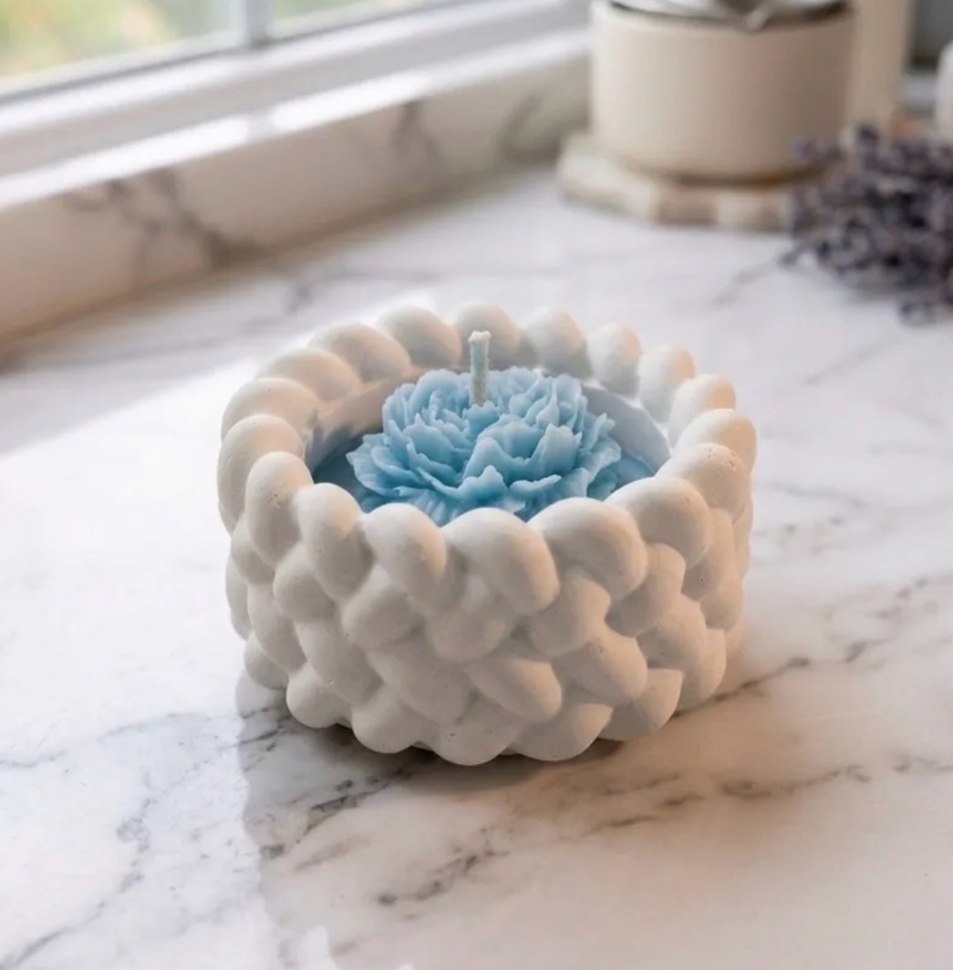 Braided pot vanilla candle 