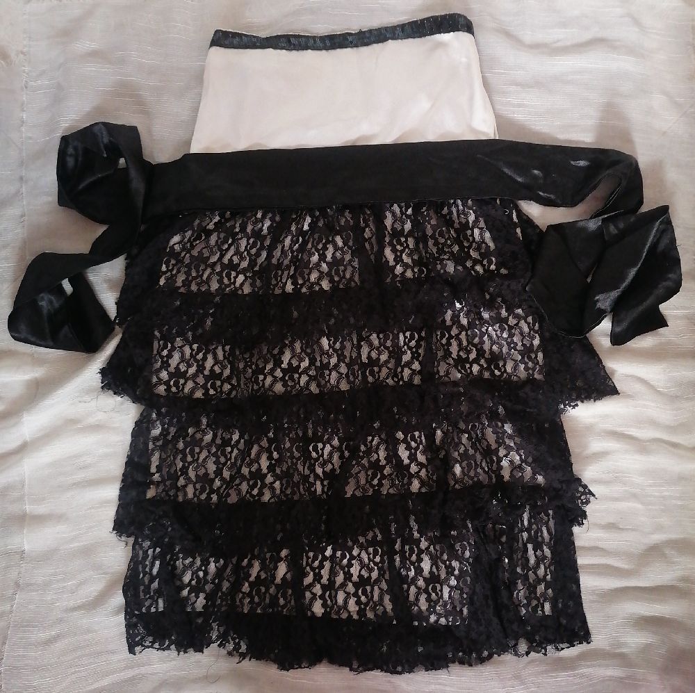 Robe noir et blanc 