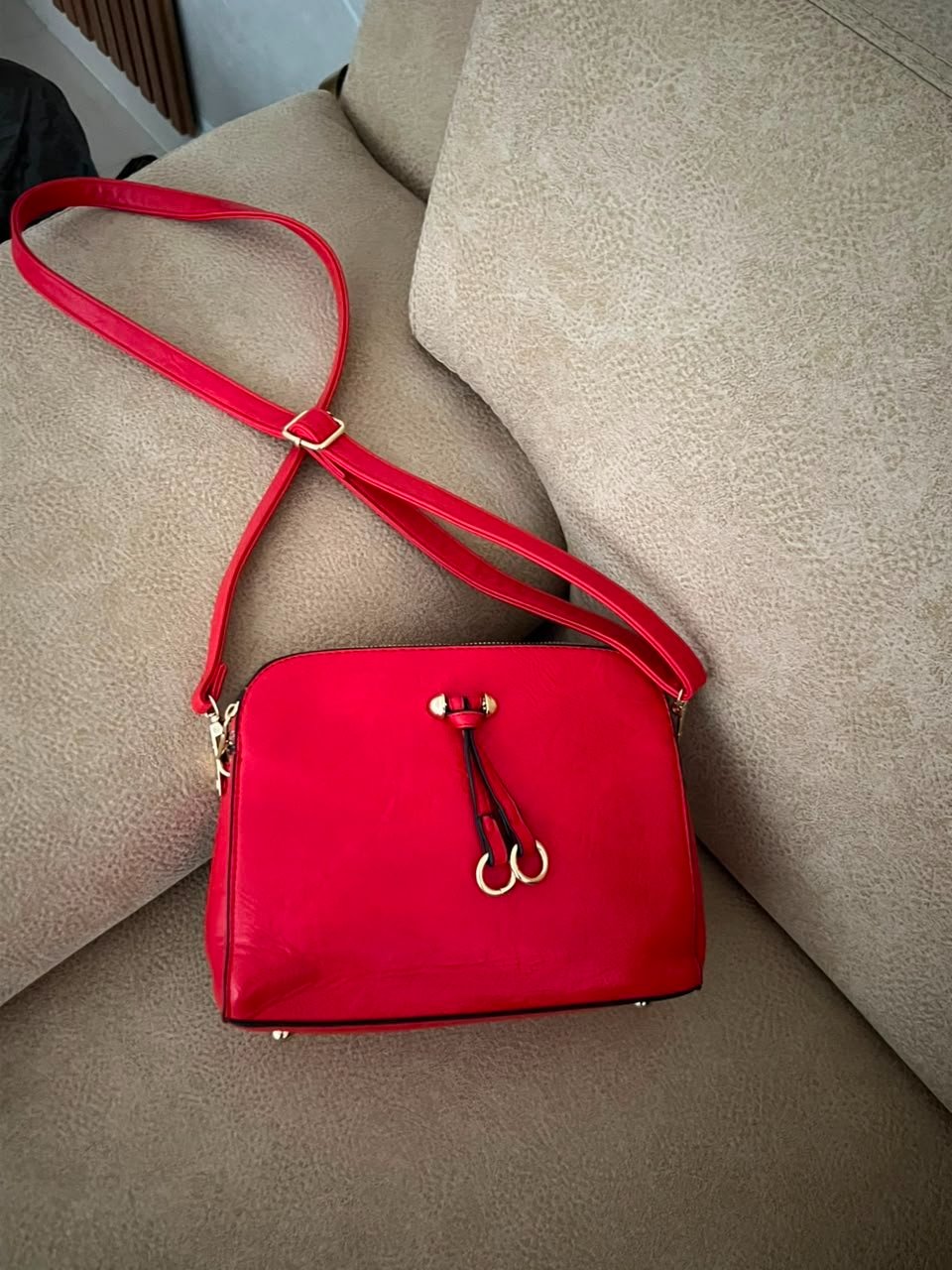 Sac rouge en cuir ❤️🌹 