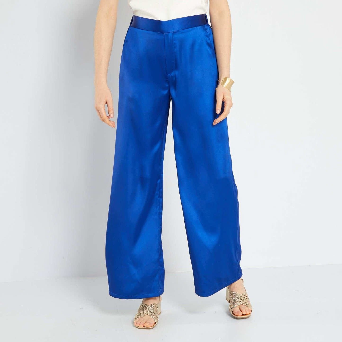 Pantalon bleu satin